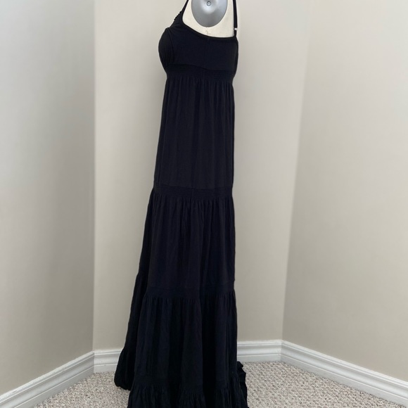 Dress - Picture 4 of 7